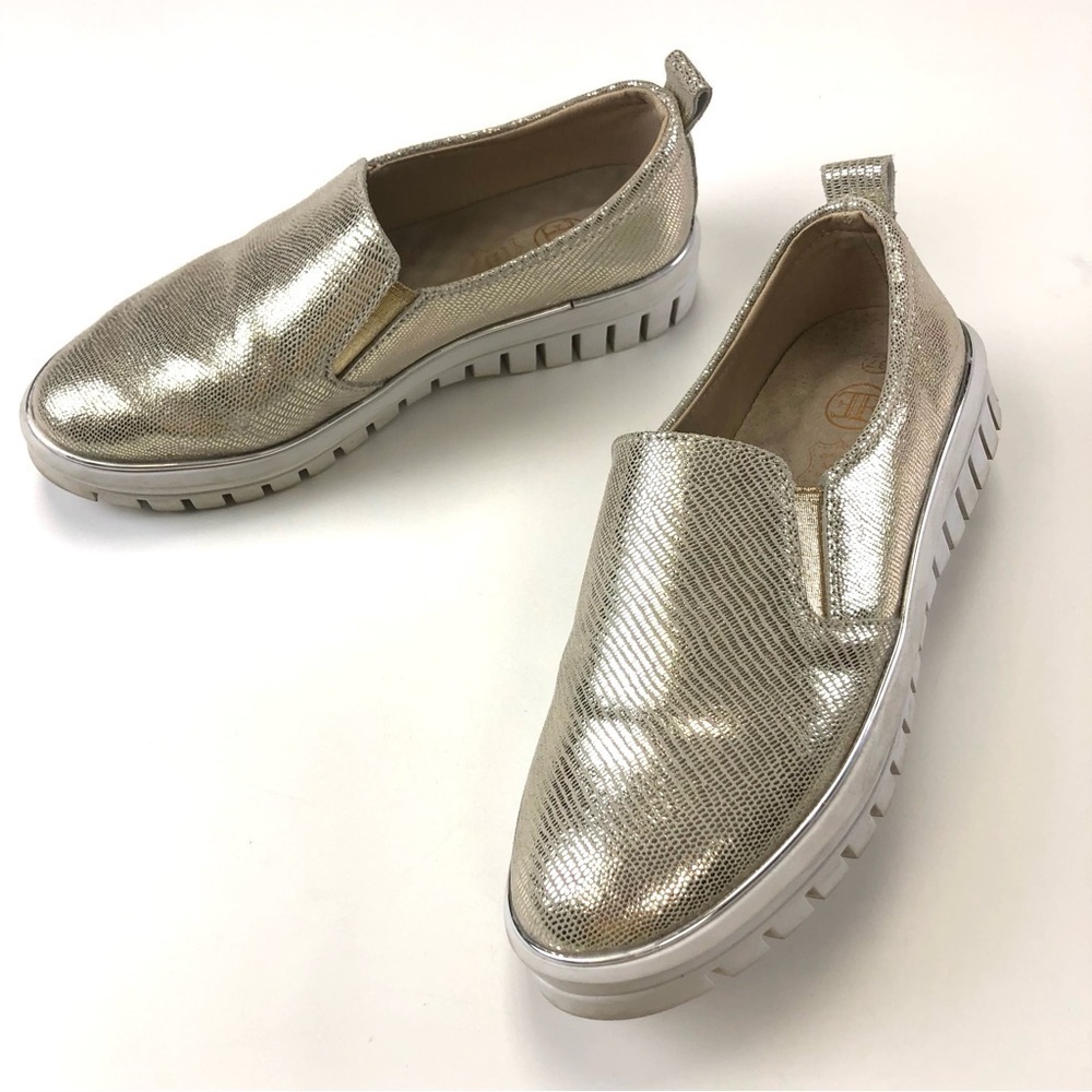 Little Empress bright metallic gold leather slip on loafer Size 37 Comfort